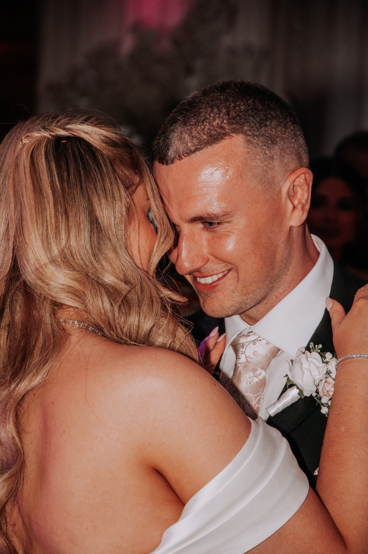 Close, quiet moment during the first dance